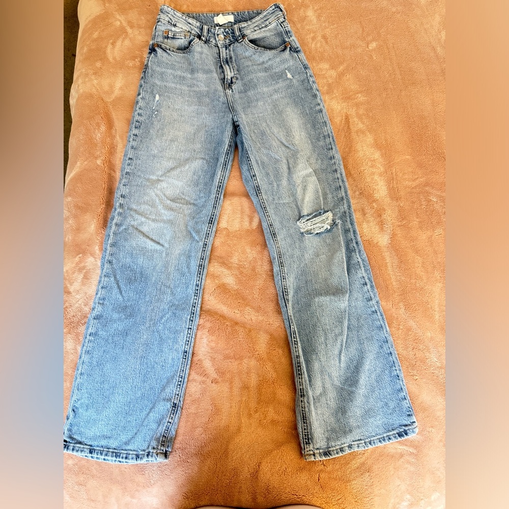H&M High Rise Straight Leg Jeans
